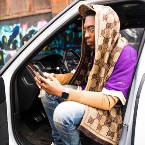 Meet your Posher, Guy